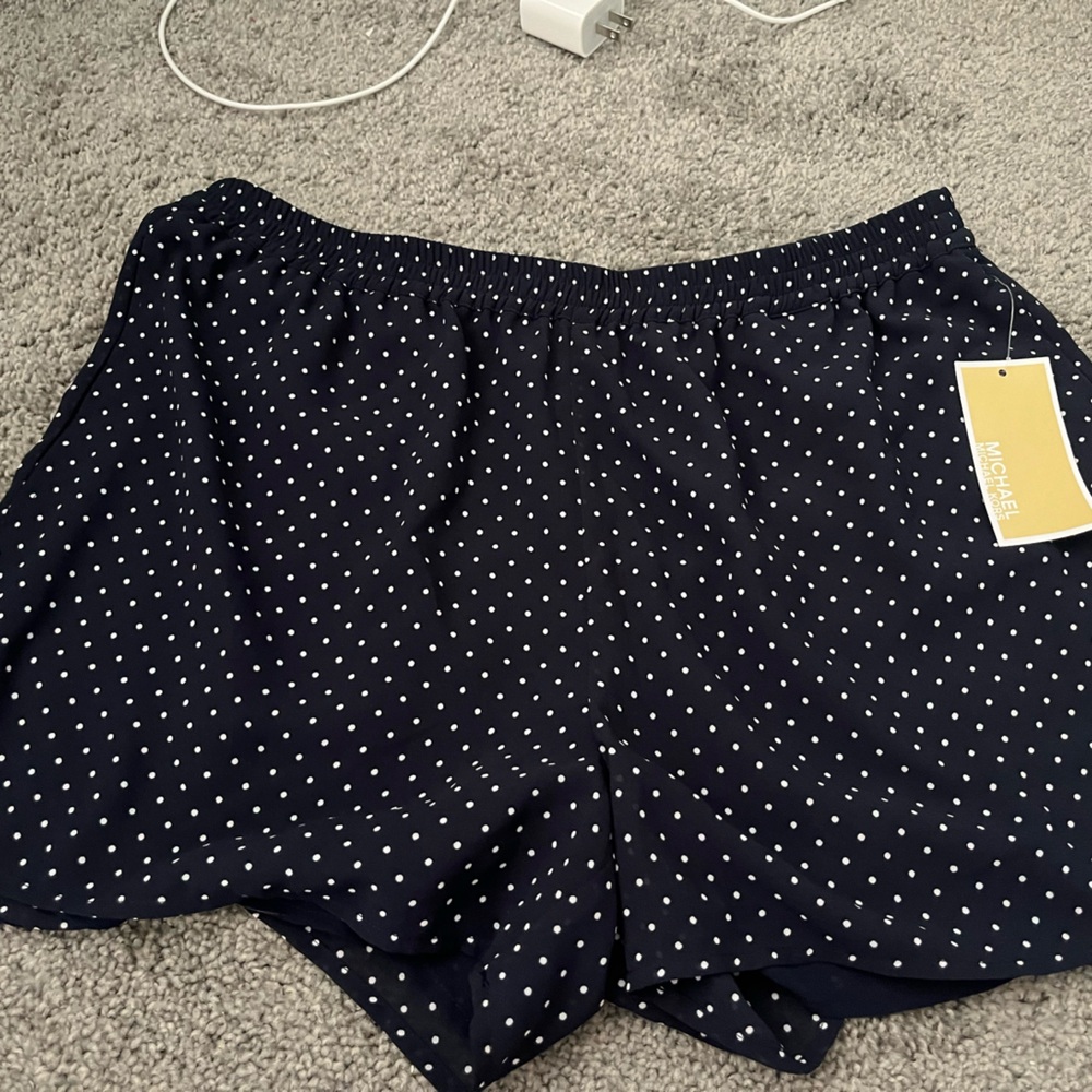 Never worn Michael Kors shorts